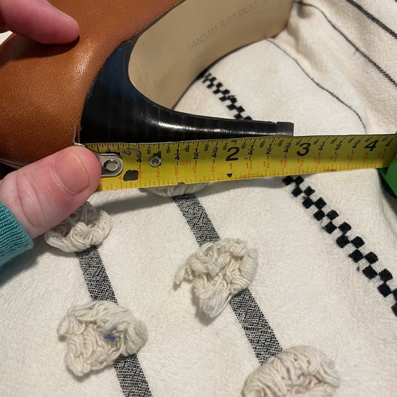 Banana republic Brown Leather Heels - Picture 6 of 7